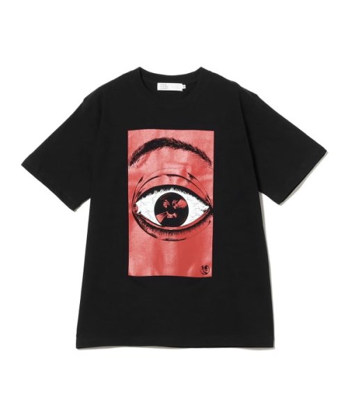 画像1: TOKYO CULTUART by BEAMS 横尾忠則 / Being Watched T-Shirt (1)