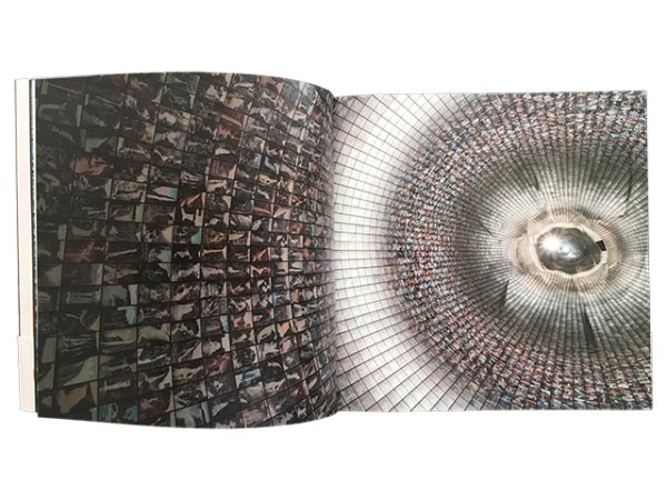 画像2: 豊島横尾館ガイド (2)